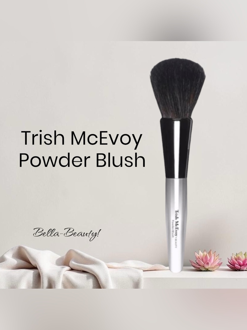 Trish McEvoy 
Powder Blush Brush
  ~NEW~  SOLD OUT on website